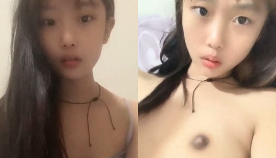 00后妹妹 呆萌乖巧 苗条身材贫乳 特写小骚穴 掰开给你看低低呻吟